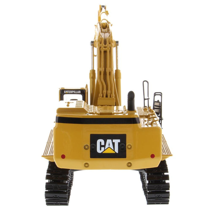 1:50 Cat® 365B L Series II Hydraulic Excavator with 2 PVC Figurines, Core Classics Series, 85058c