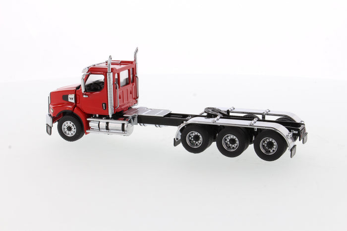 1:50 Western Star 49X SBFA Tridem Heavy-Haul Tractor - Viper-Red cab, Transport Series, 71085