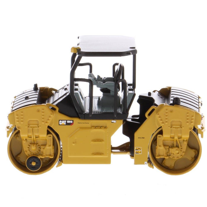 1:64 Cat® CB-13 Tandem Vibratory Roller with ROPS, Metal Construction Series, 85630