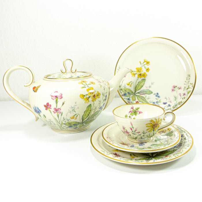 1950s Krautheim Berolina "Wiesengrund und Bergeshöh'n" Tableware, Saucer