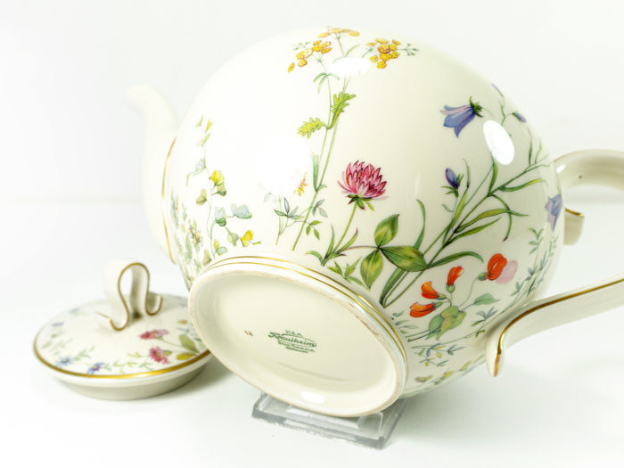 1950s Westgerman Krautheim Berolina "Wiesengrund und Bergeshöh'n" Tea Pot