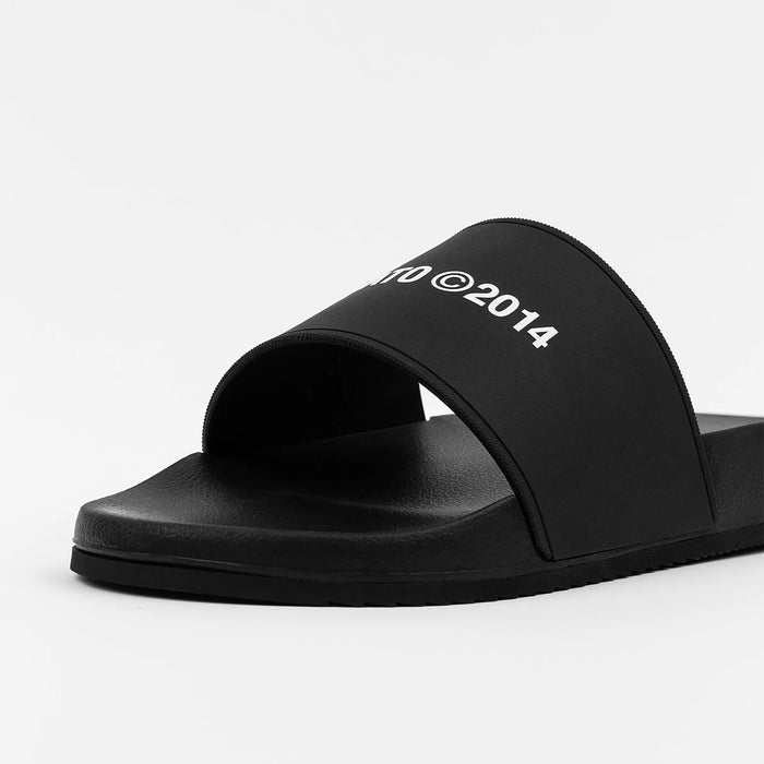 Axel Arigato - Logo Pool Sliders In Black - Nigel Clare