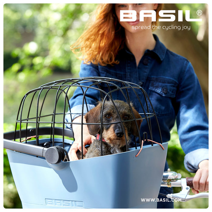 Basil Buddy Dog Basket Front