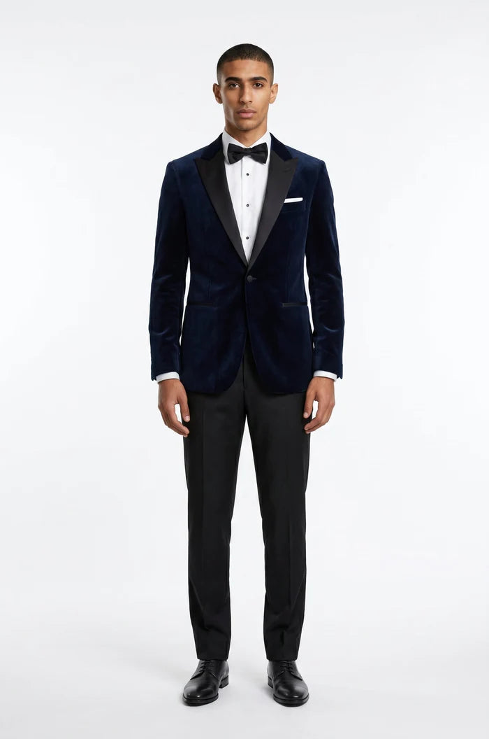 Blutailor midnight blue velvet peak lapel 3 piece tuxedo in premium velvet fabric with a custom tailored fit, featuring a sleek blazer, waistcoat, and trousers for a luxurious and sophisticated formal look.