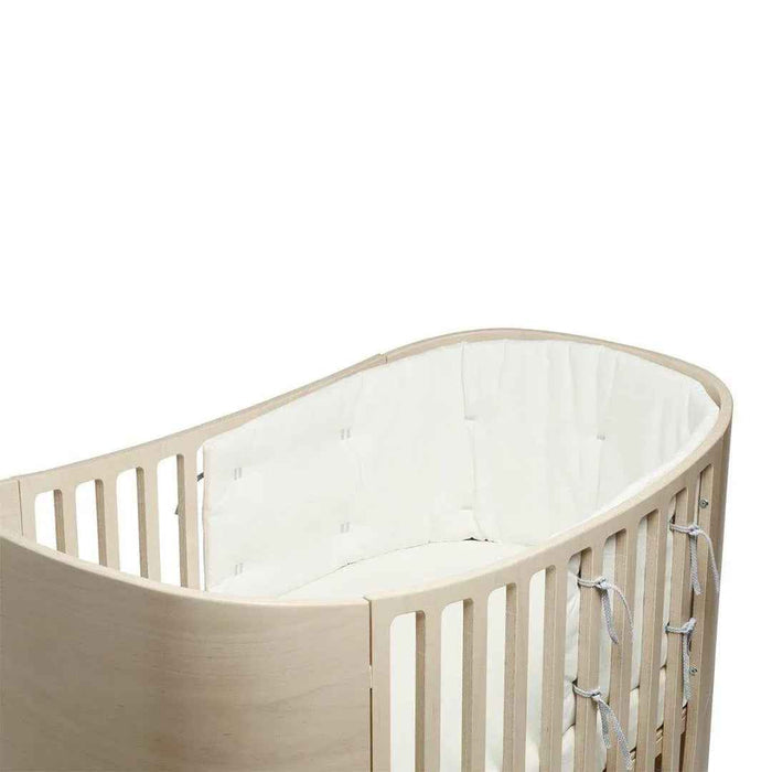 Leander® Obroba za otroško posteljo Classic™ Snow Leander