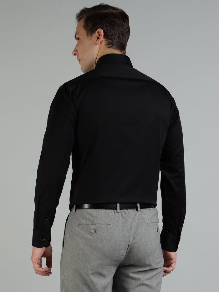 Men Solid Black Slim Fit Formal Shirt