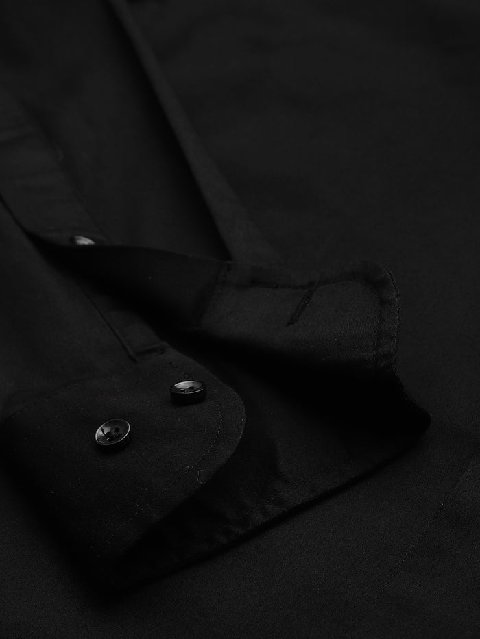 Men Solid Black Slim Fit Formal Shirt