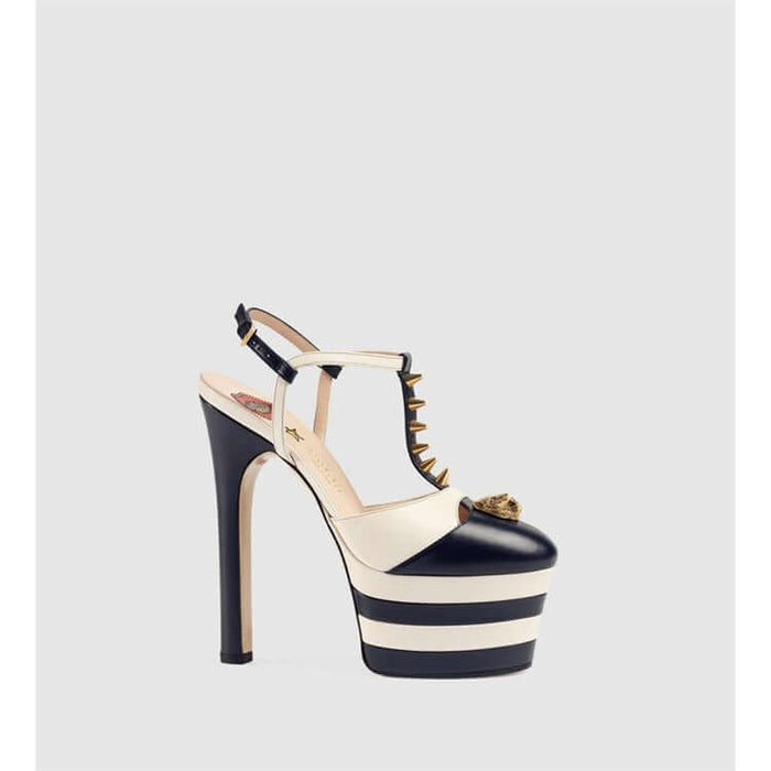 White and blue stripes / 33