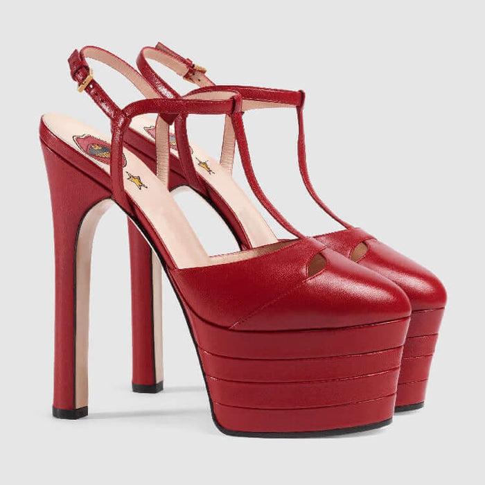 Pure red / 33