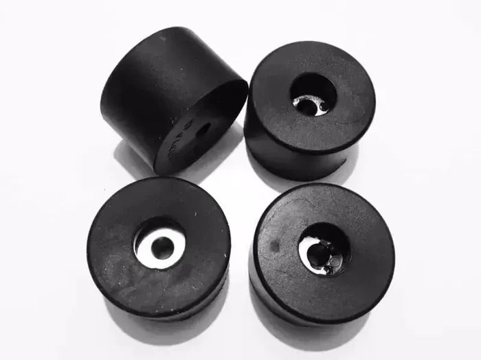 Sim-Lab - Set of rubber feet for aluminum profile cockpits - Sim Race Webshop B.V.