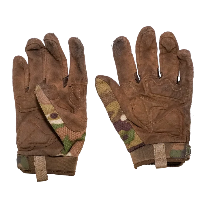 WTactful Multi Camo Gloves - Large - Film Production Used - Gloves